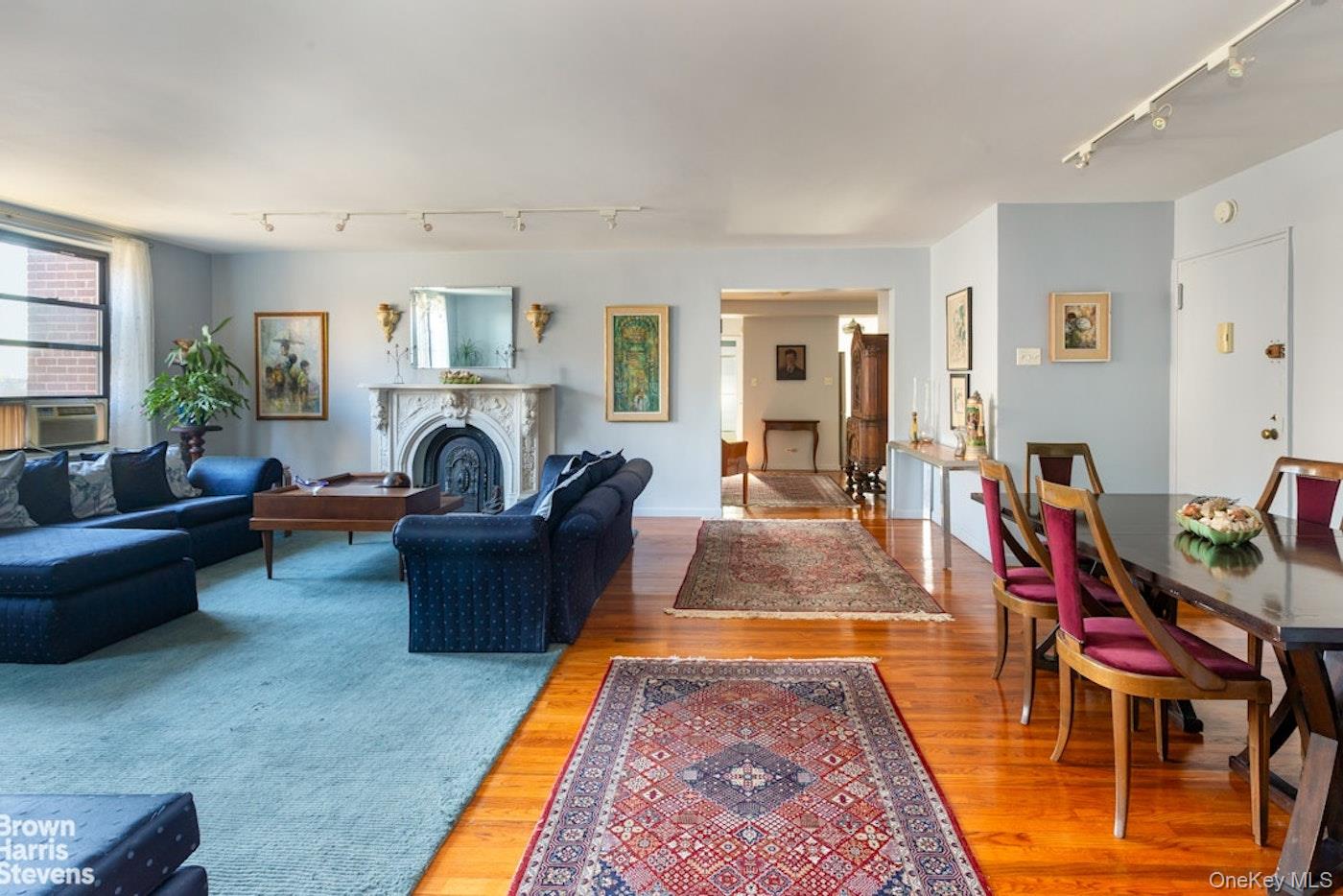 2550 Independence Ave Unit 6cd