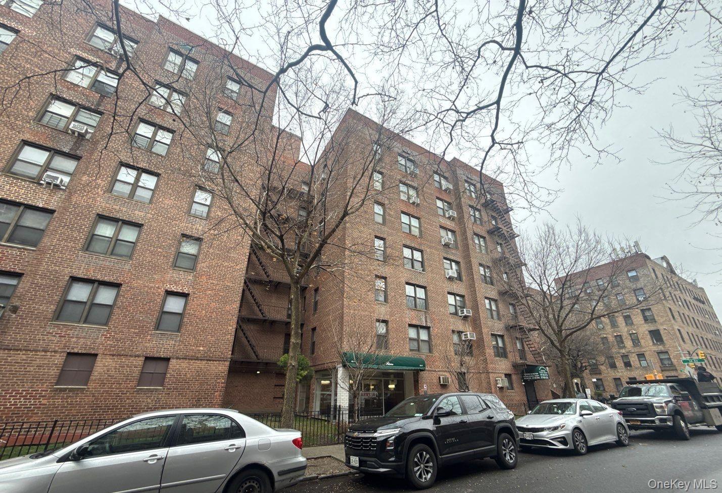 3347 91st St Unit 5A