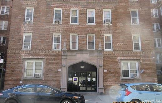 2081 Cruger Ave Unit 4