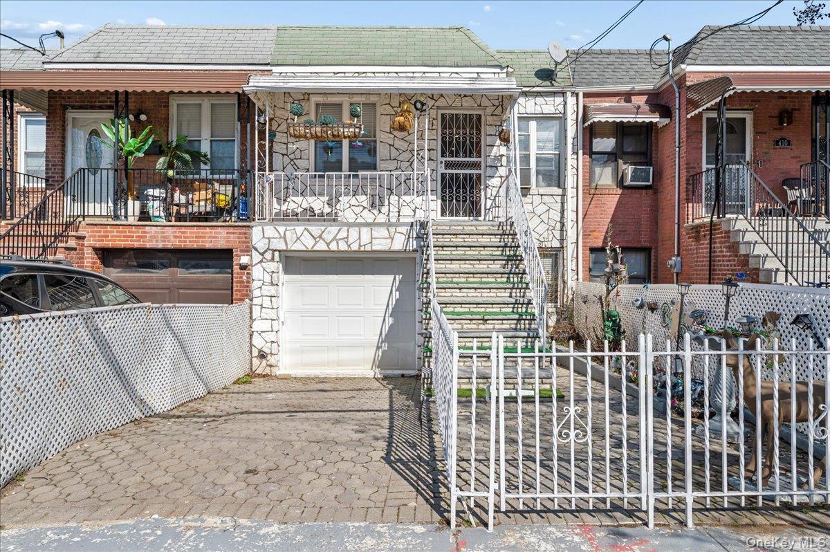 412 Calhoun Ave