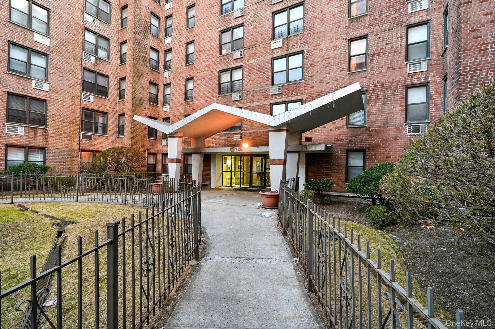 814 B Unit 1E Tilden Street Unit 1 E