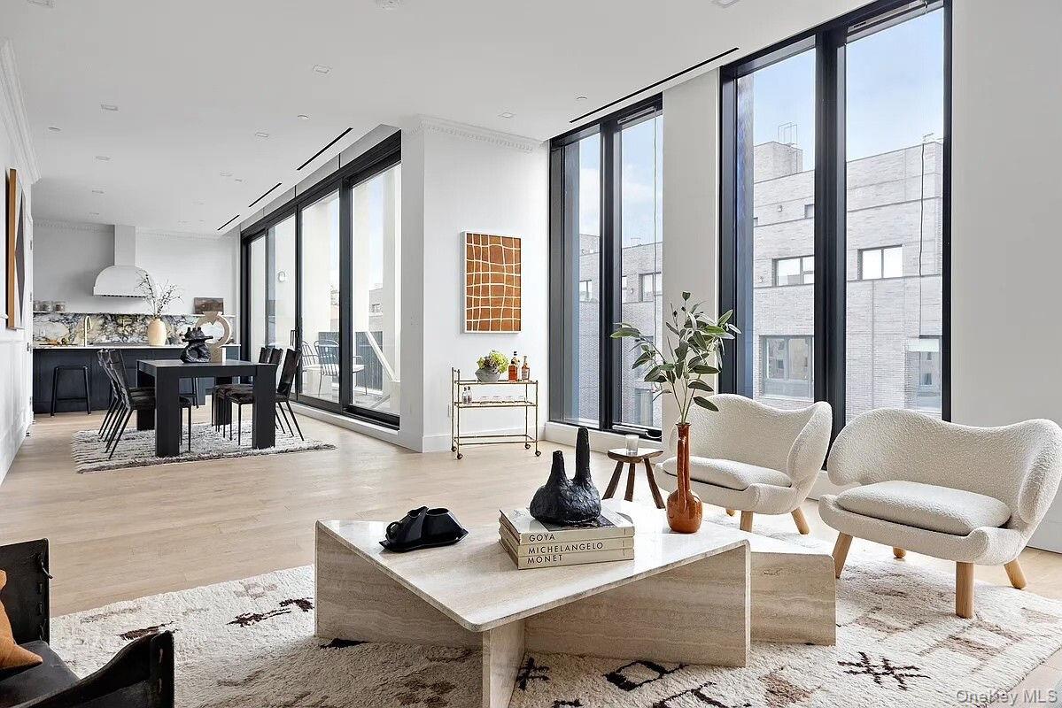 256 9th Street Unit Ph1