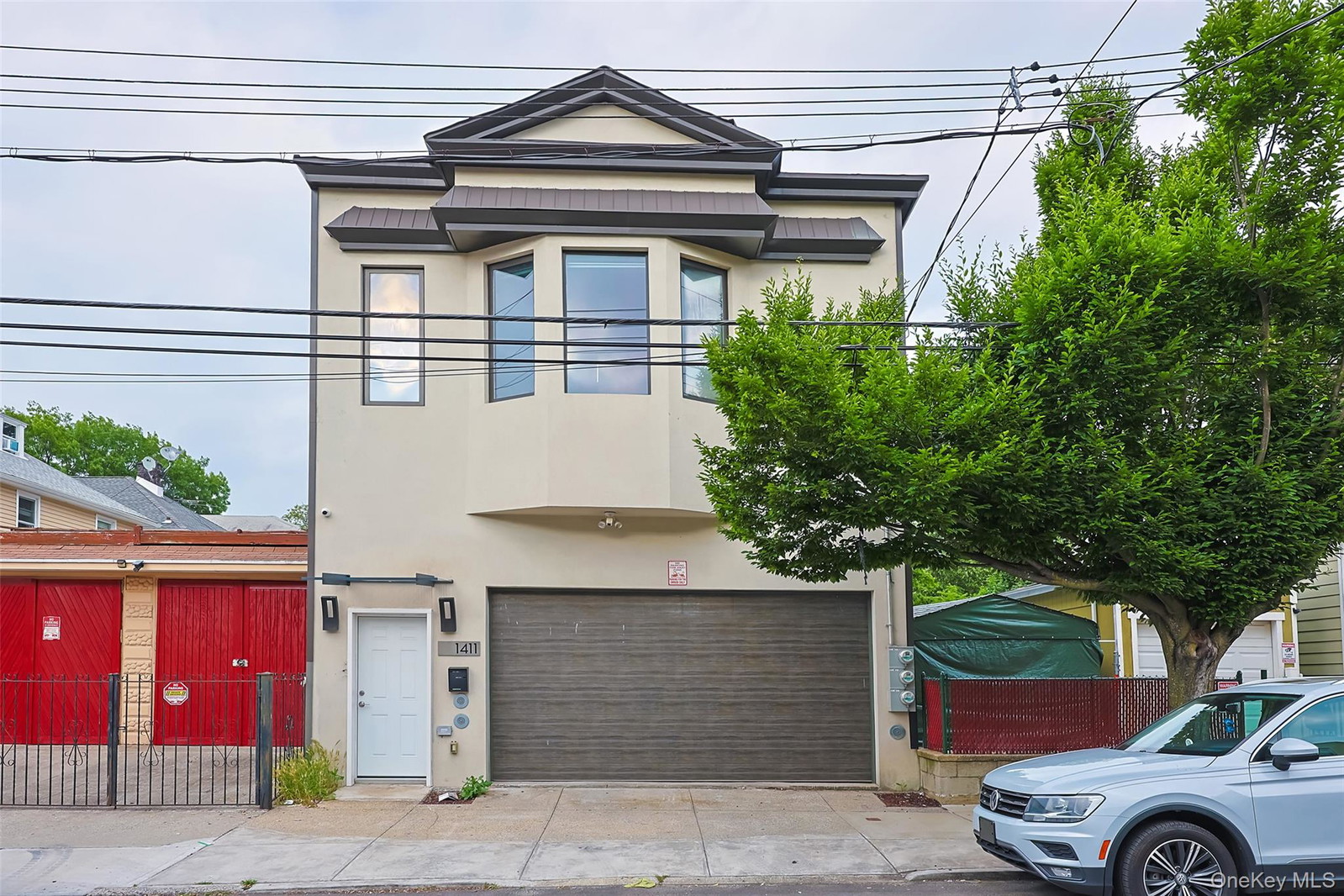 14-11 114 Streets