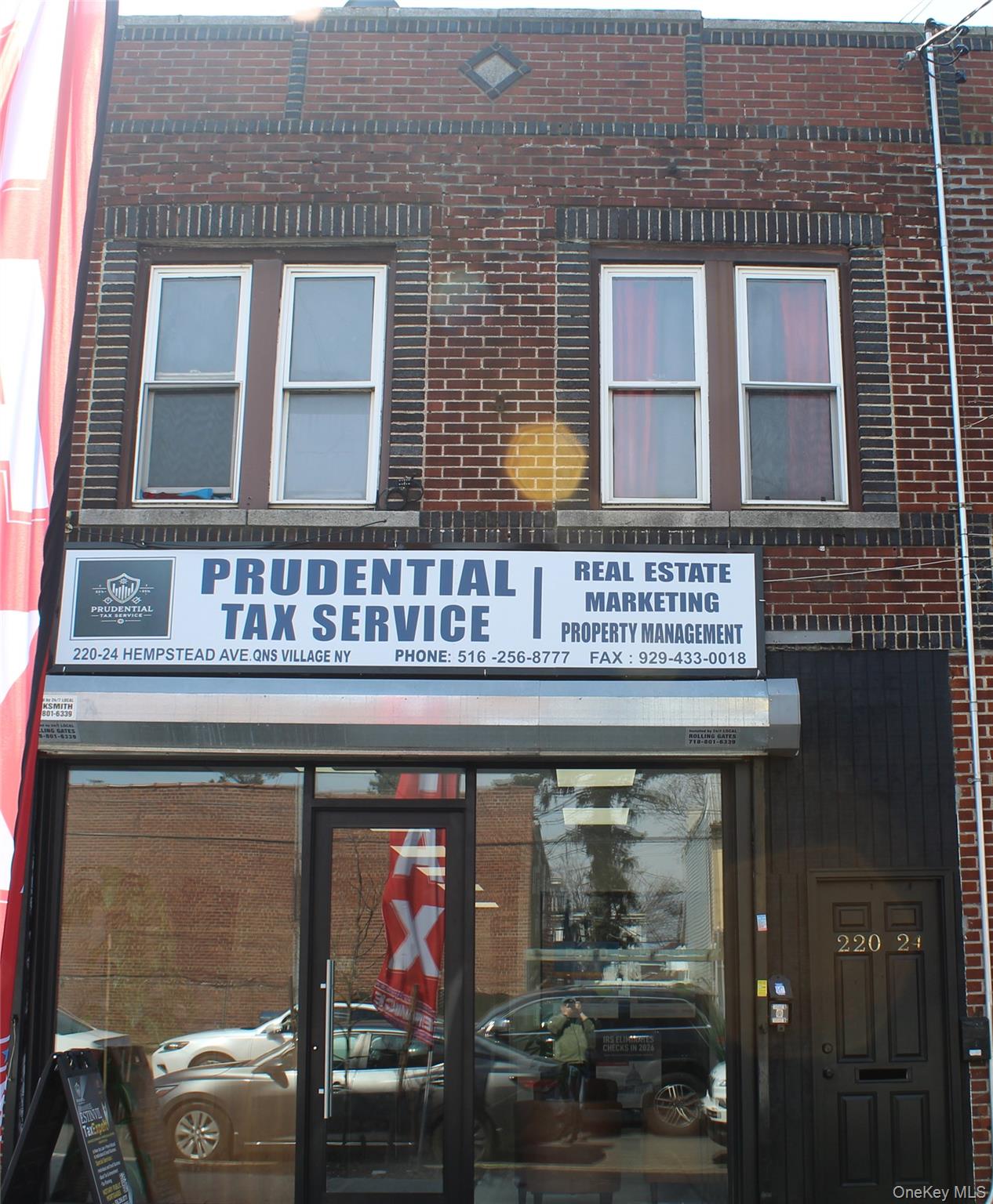 22024 Hempstead Ave