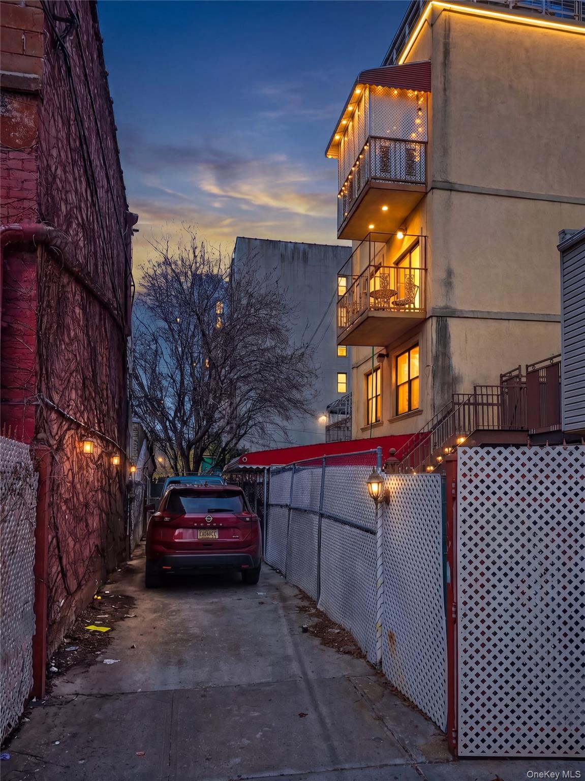 360 S 3rd St