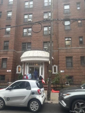 6538 Booth St Unit 2F