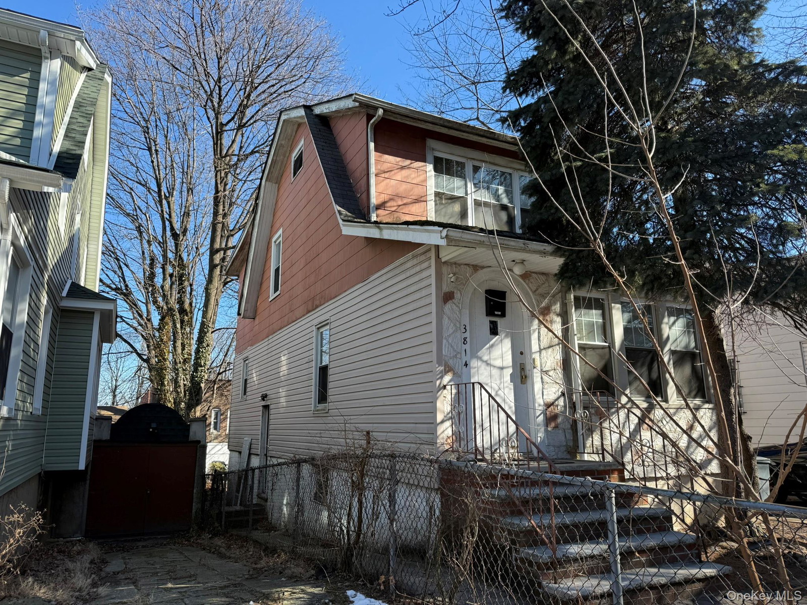 3814 Secor Ave