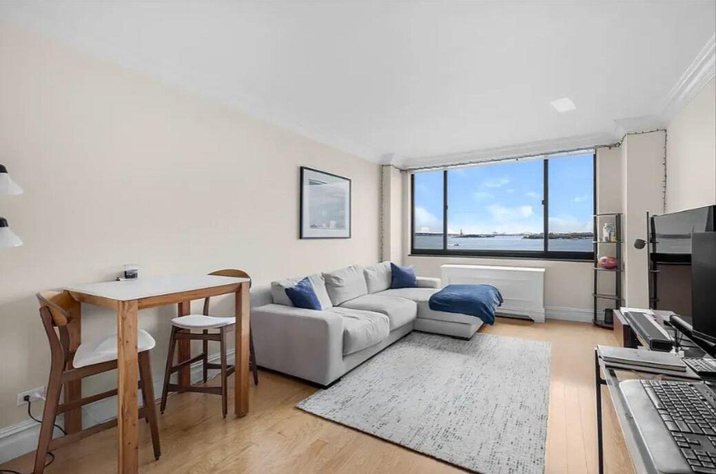 204 Rector Place Unit 10L