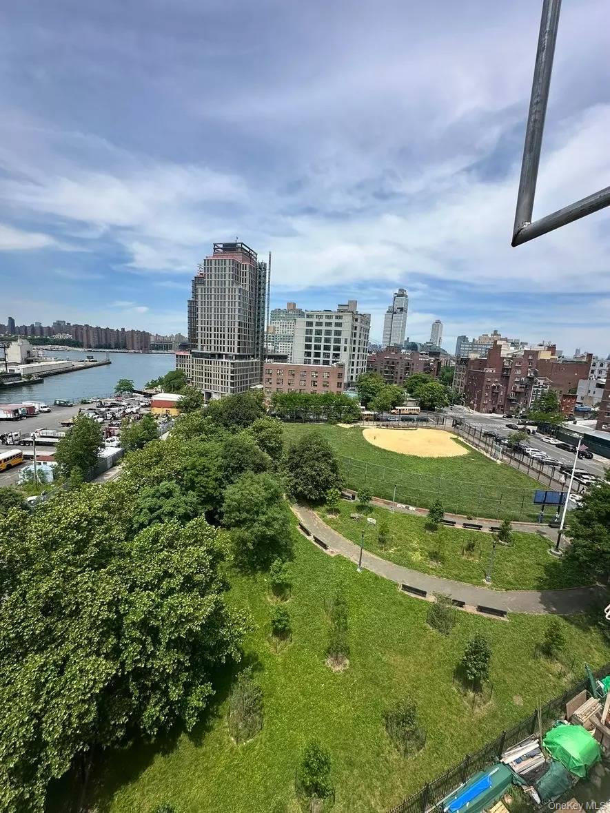 570 Wythe Ave Unit 6A