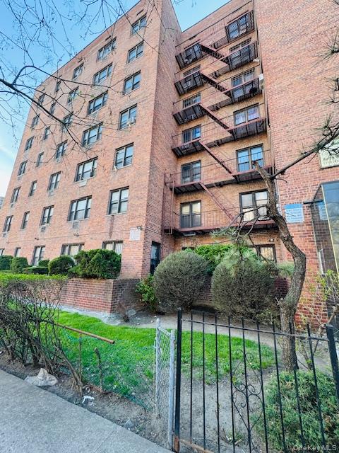 5530 99th St Unit 3E