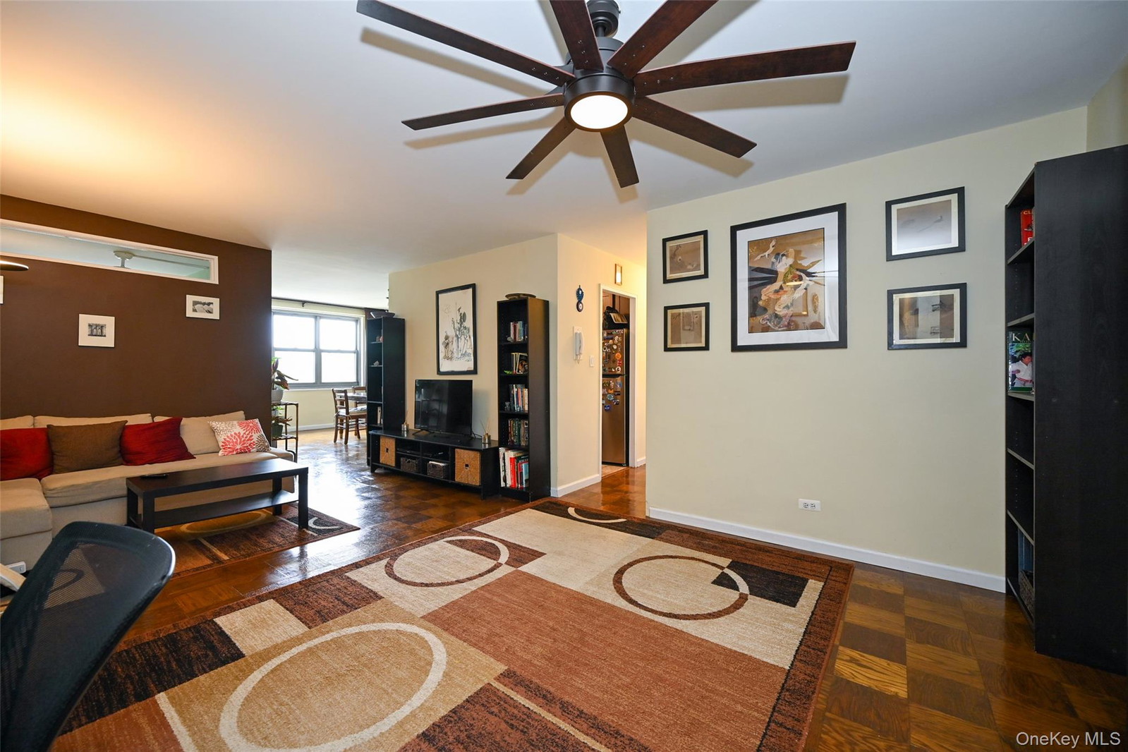 6120 Grand Central Pkwy Unit B