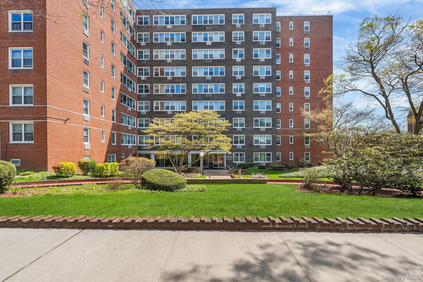 16420 Highland Ave Unit 7S