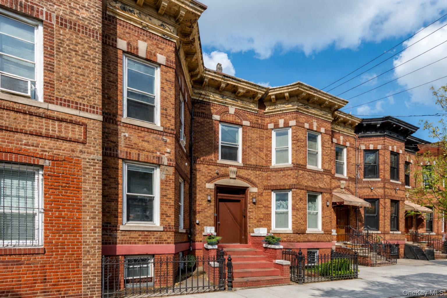 7520 64th Pl