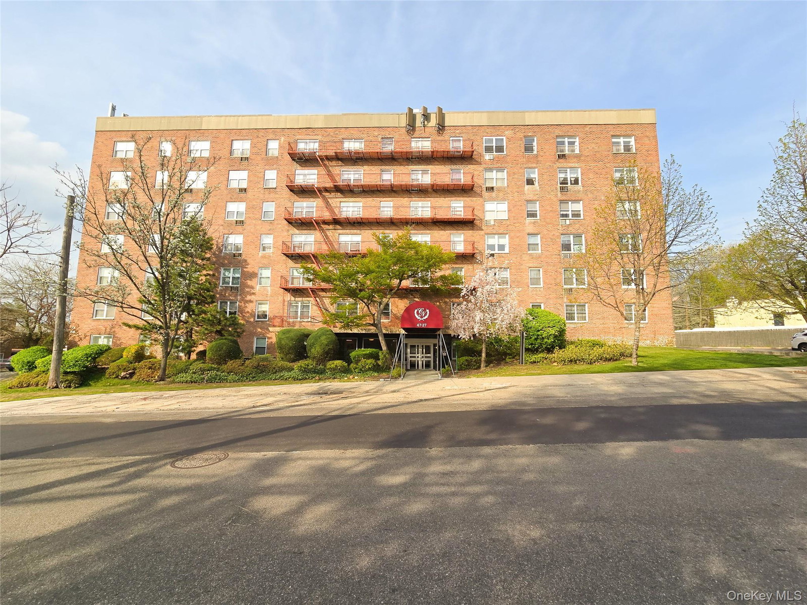 47-27 Little Neck Parkway Unit L-2
