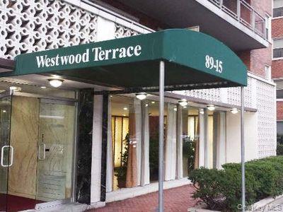 89-15 Parsons Boulevard Unit 10E