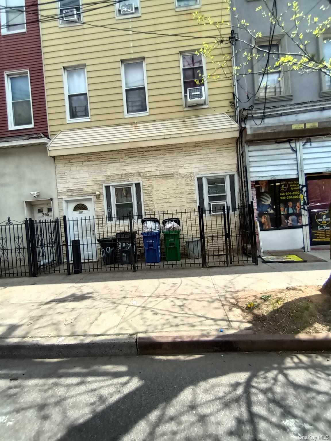397 Crescent St