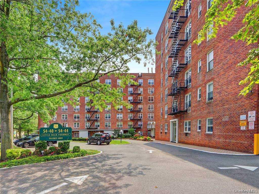5440 Little Neck Pkwy Unit 4A