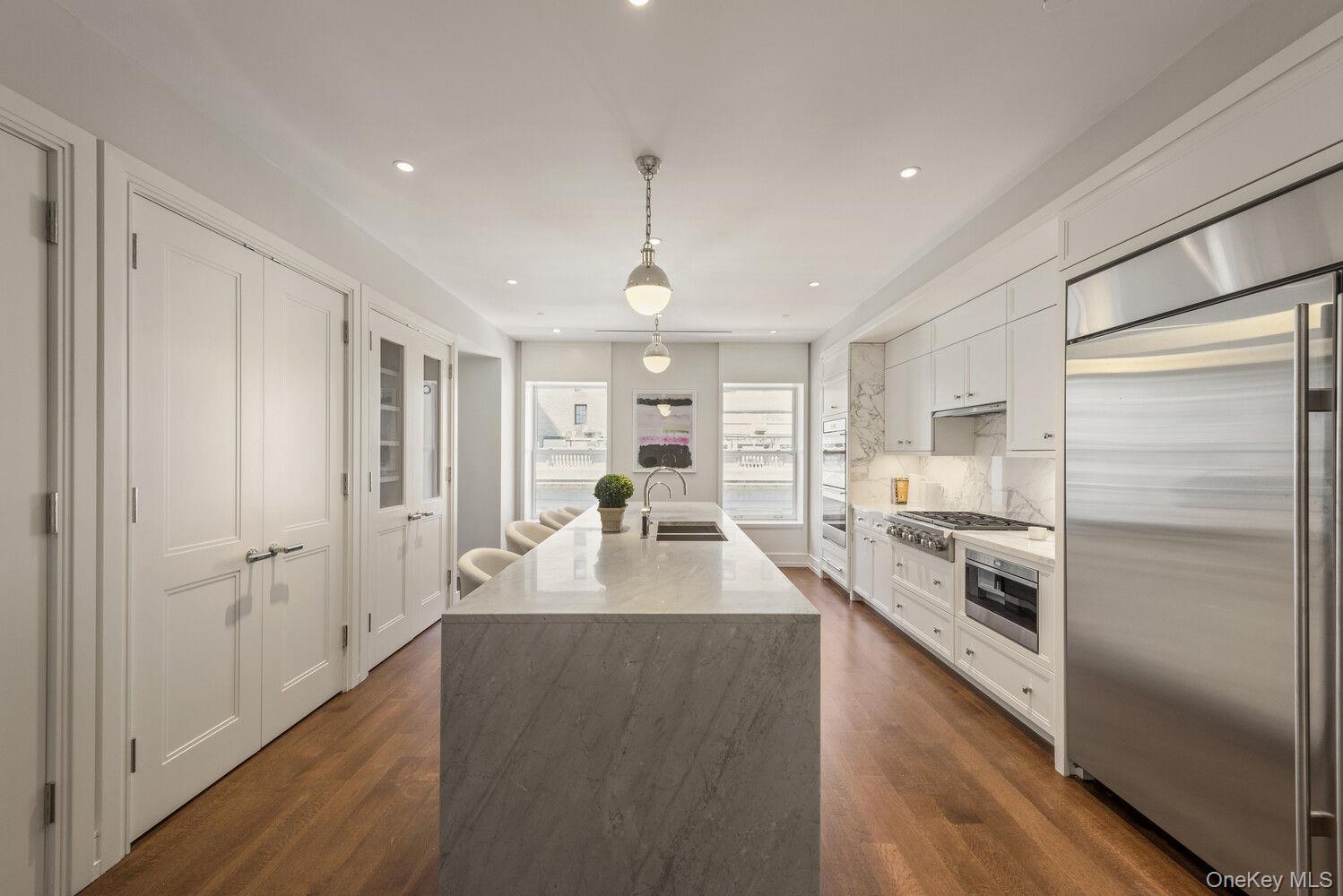 33 E 74th Street Unit 5A