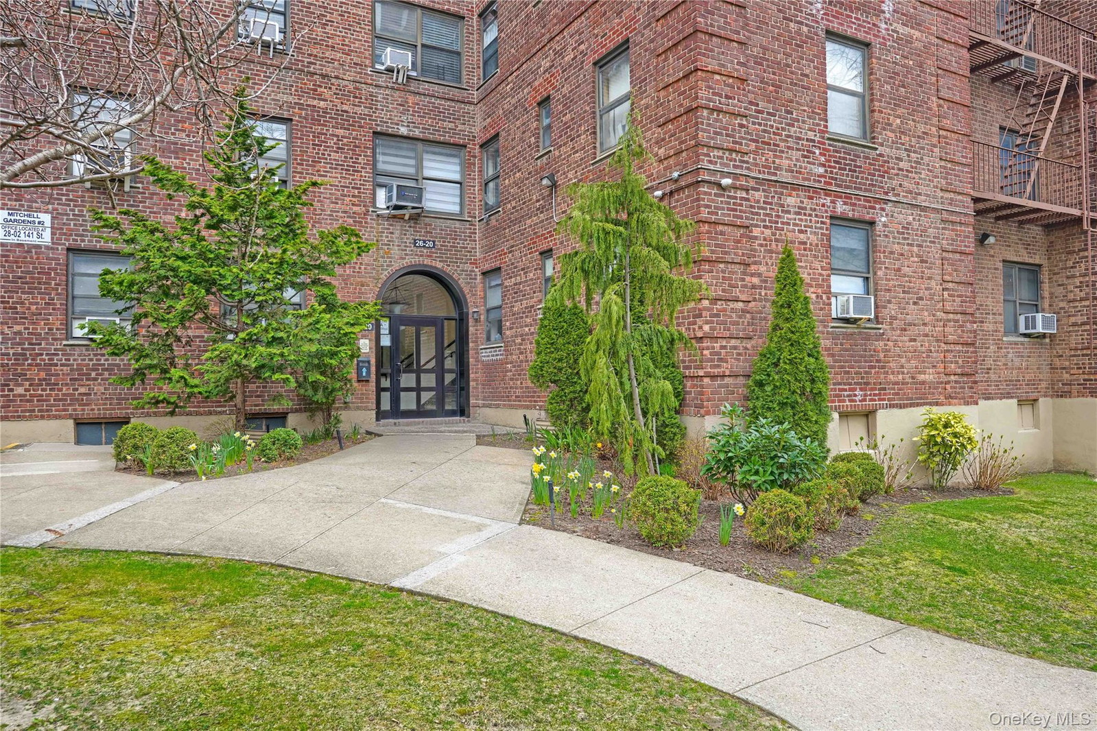 2620 141st St Unit 2G