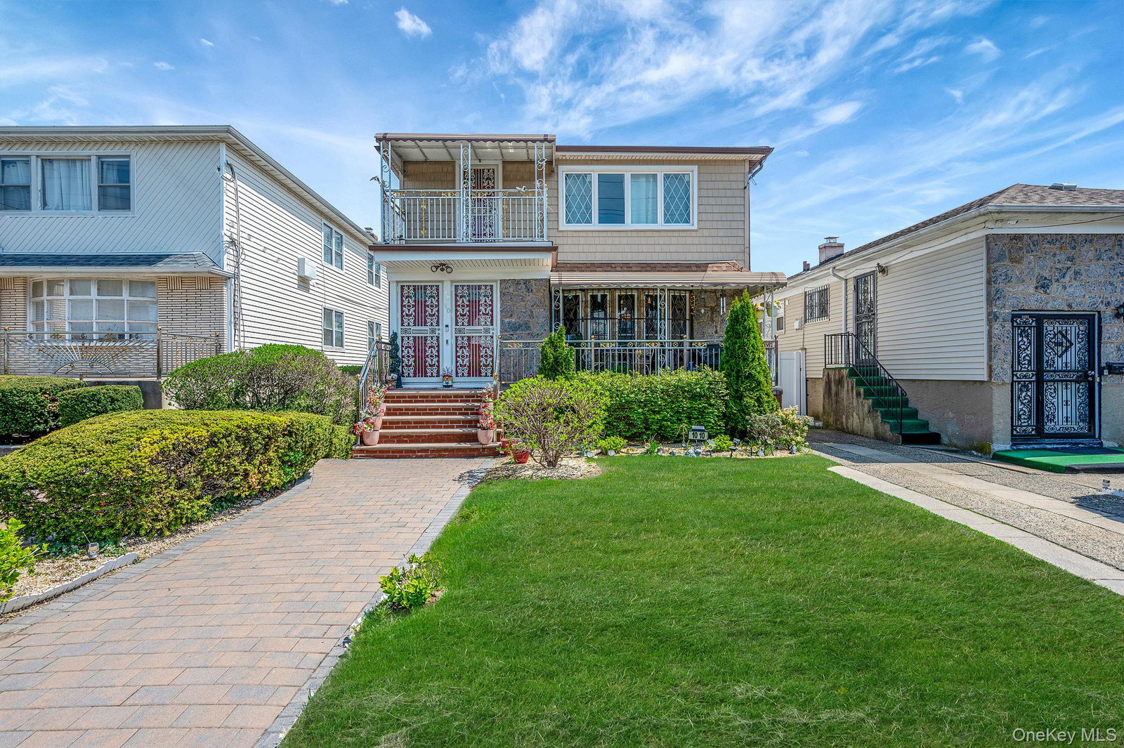 1010 Bay 25th St