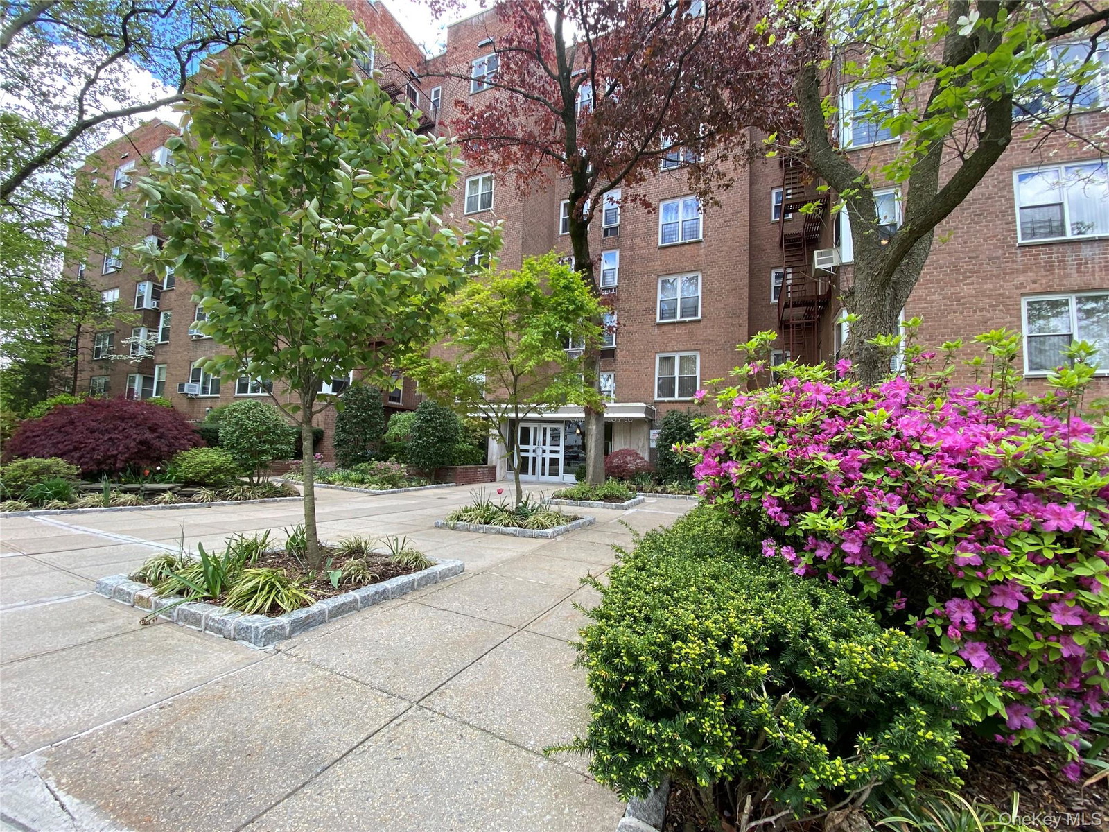 20980 18th Ave Unit 2G