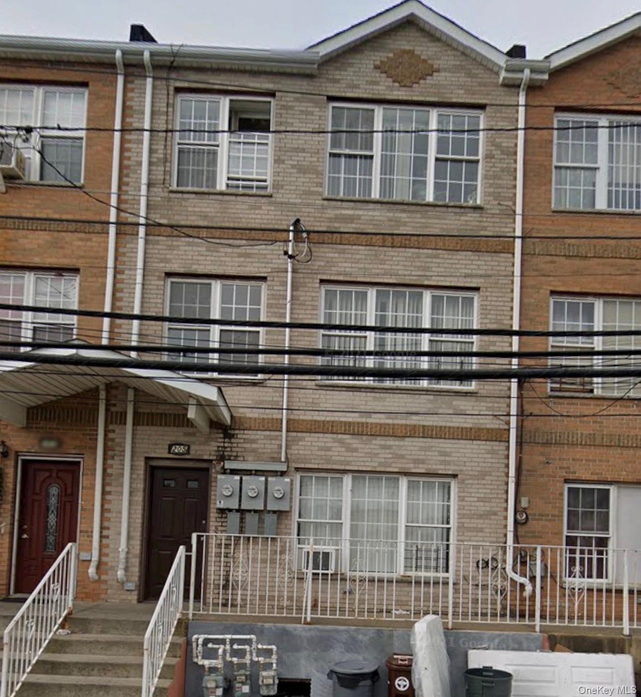 205 Beach 28th St