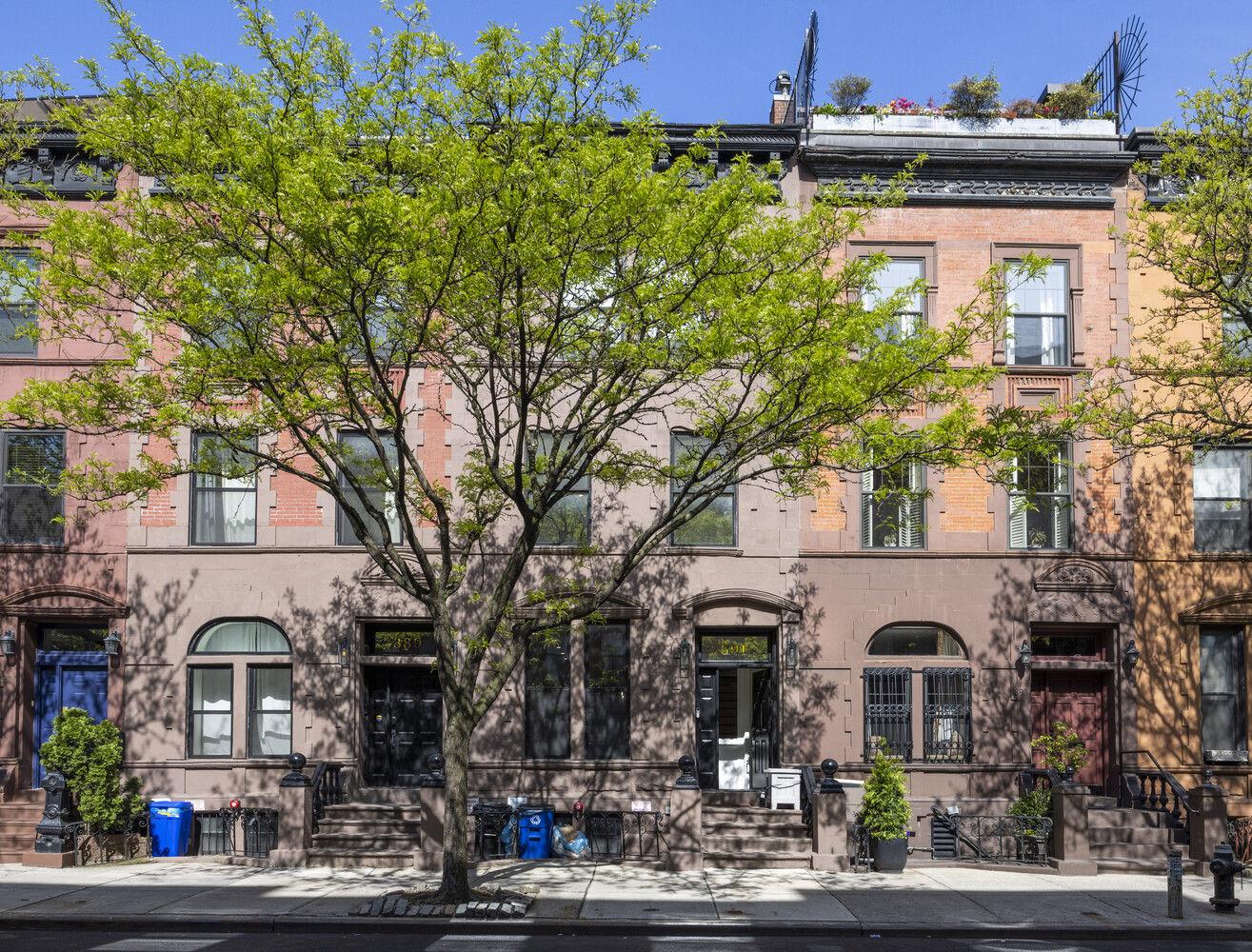391 Manhattan Ave Unit 1