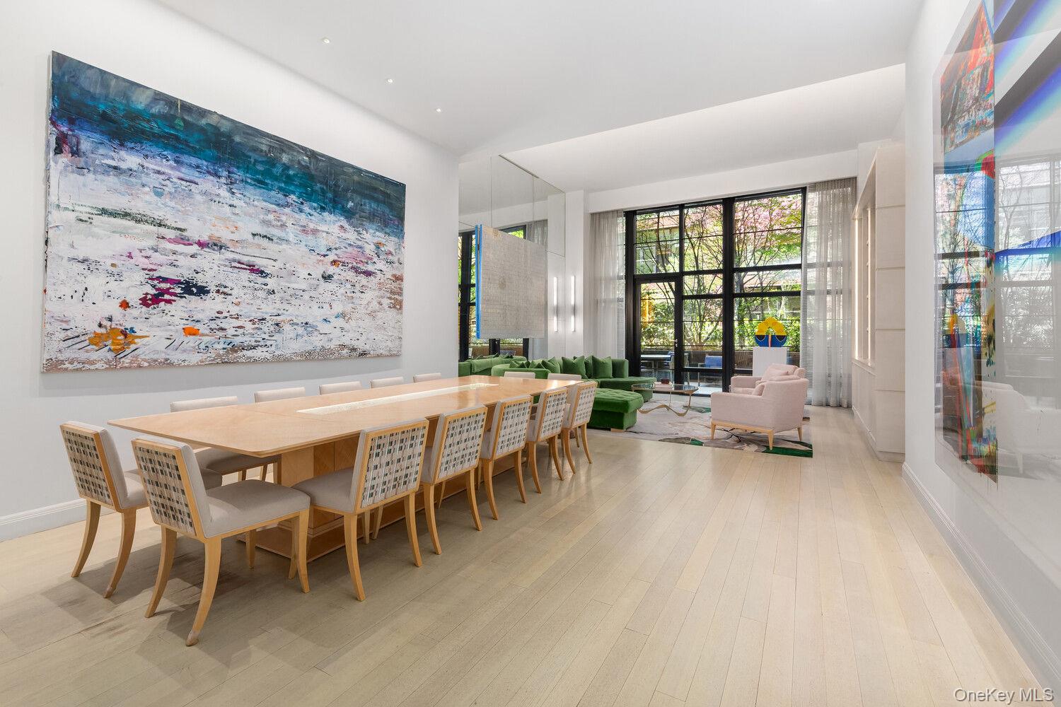 150 Charles Street Unit M8