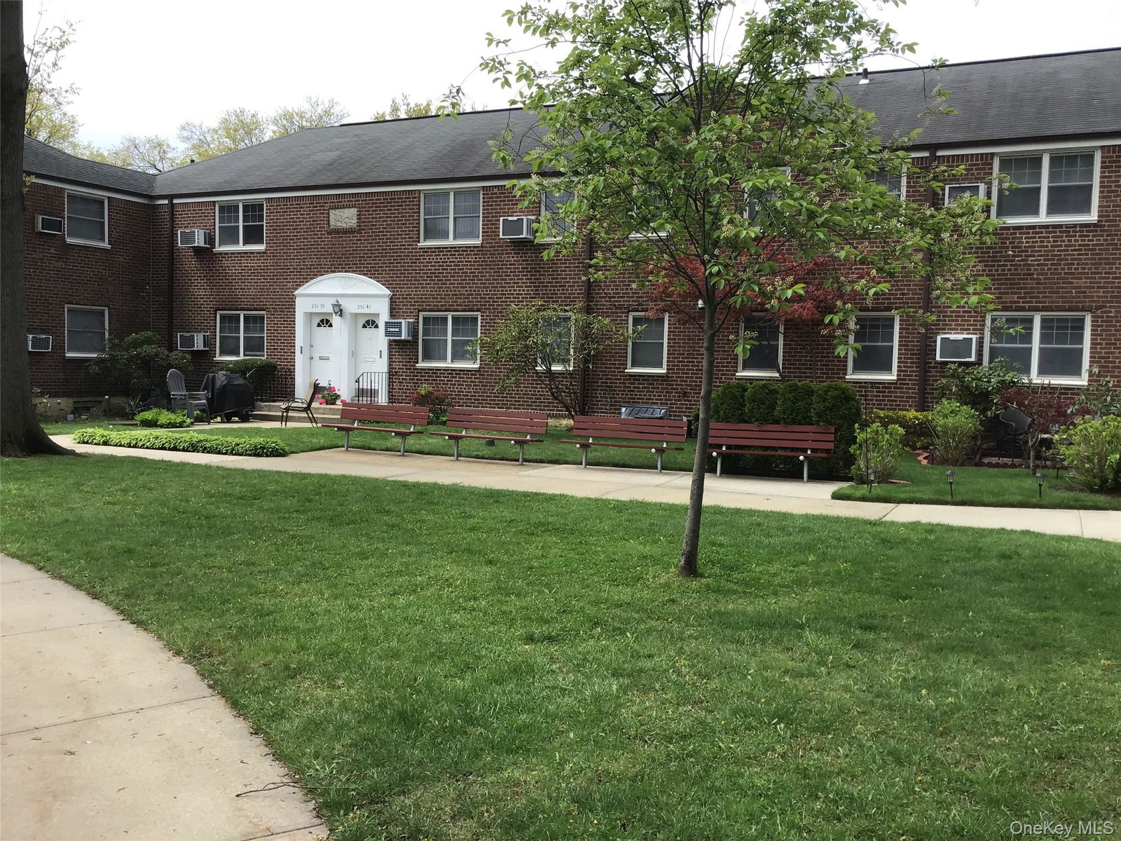 25141 61st Ave Unit 2