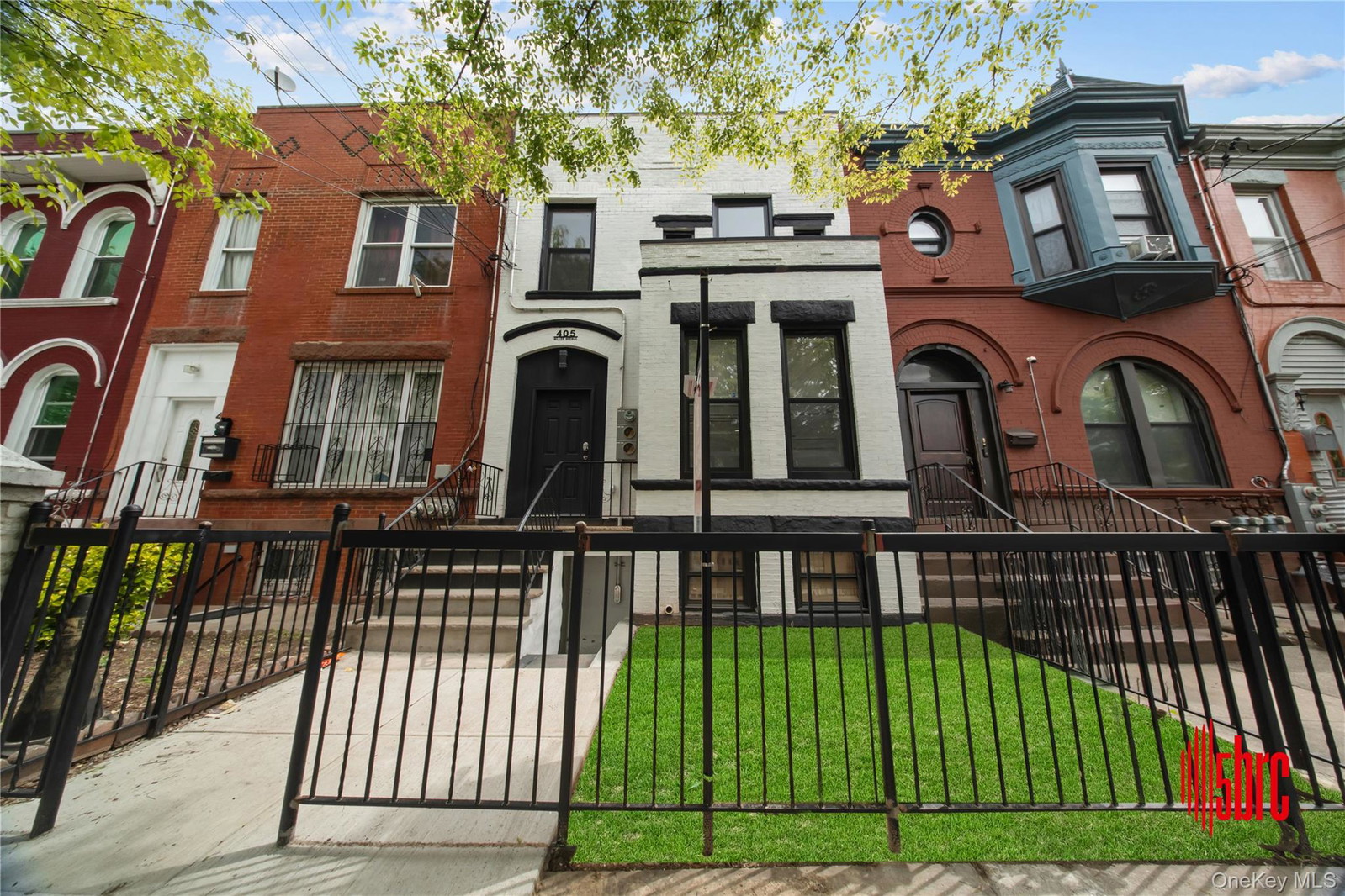 405 Miller Ave