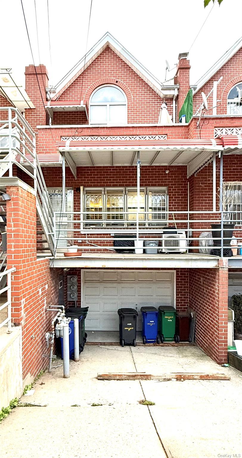 1303 128th St