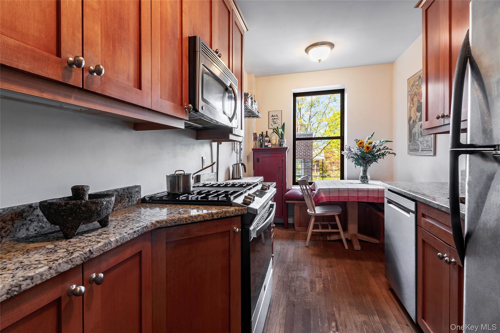 4414 Cayuga Ave Unit 1D