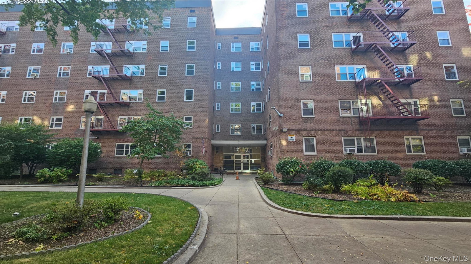 4469 Kissena Blvd Unit 4M