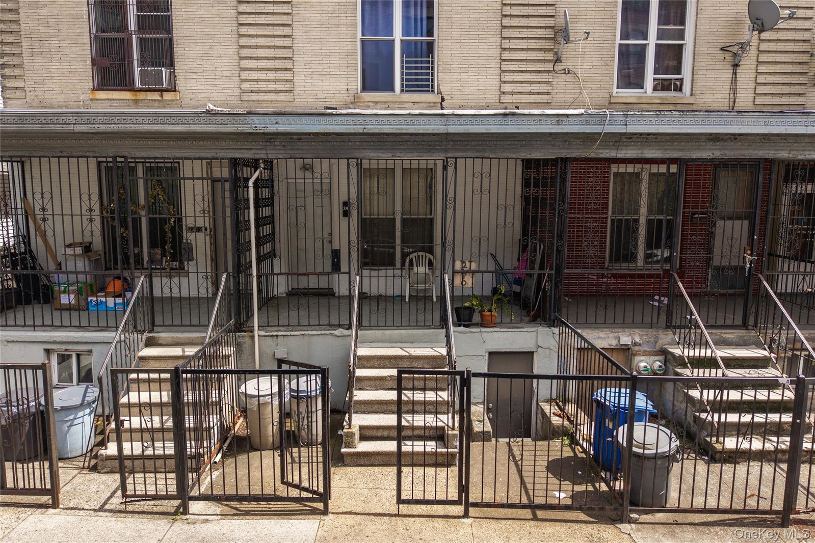 2410 Grand Ave