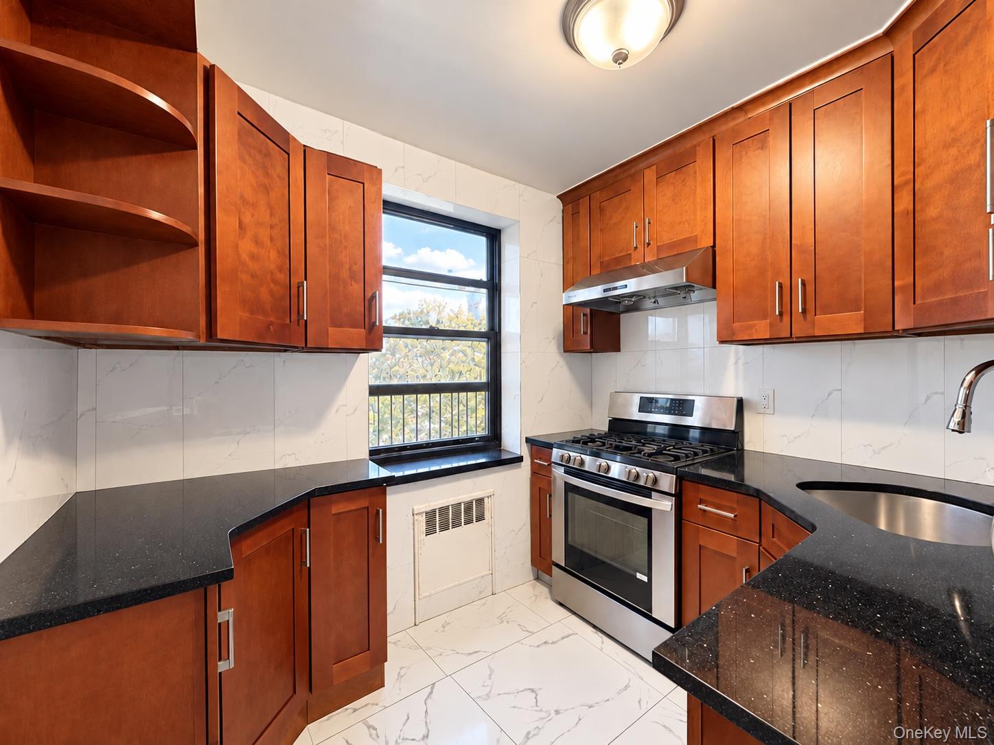 2808 141st St Unit 3B