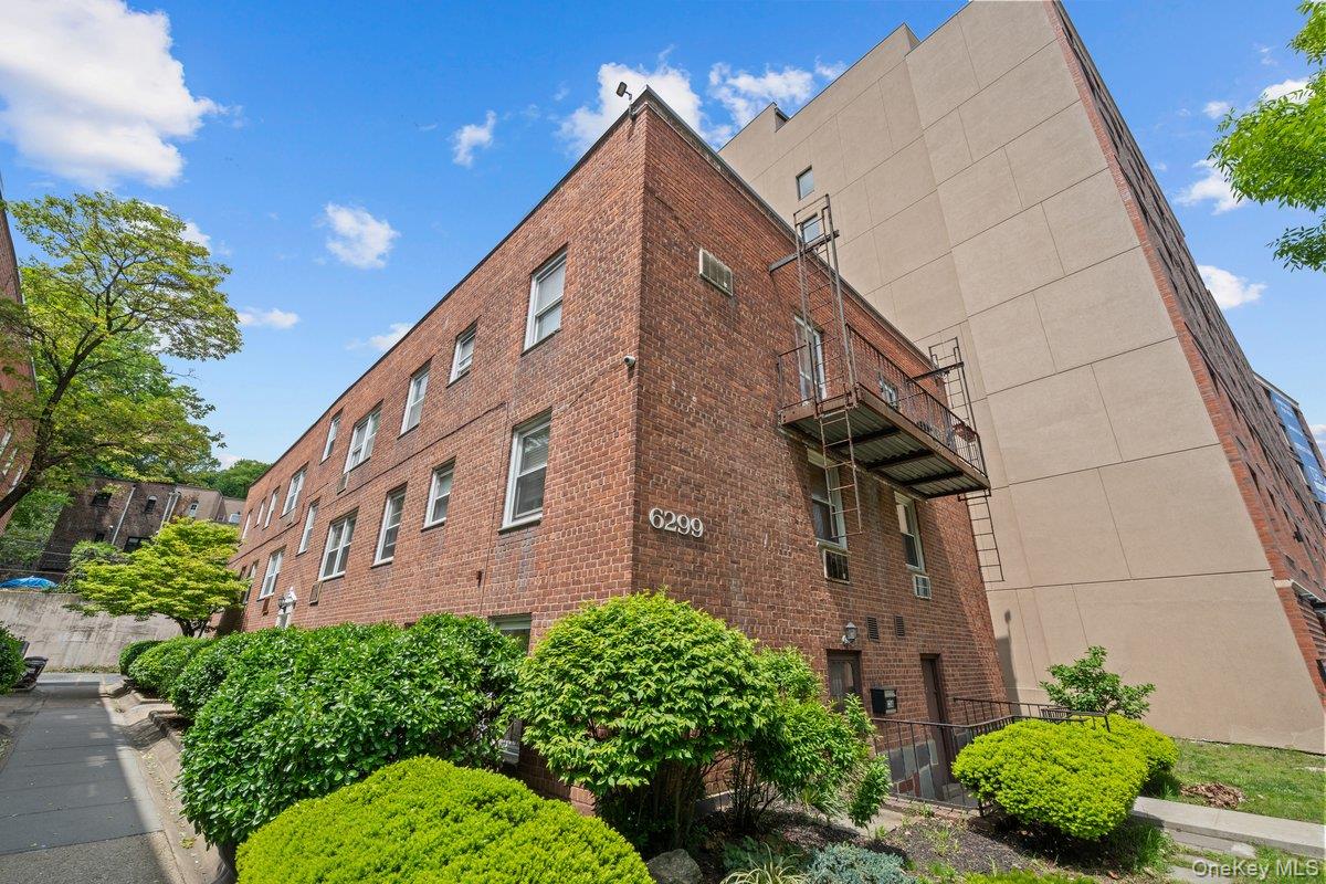 6299 Broadway Unit C3a