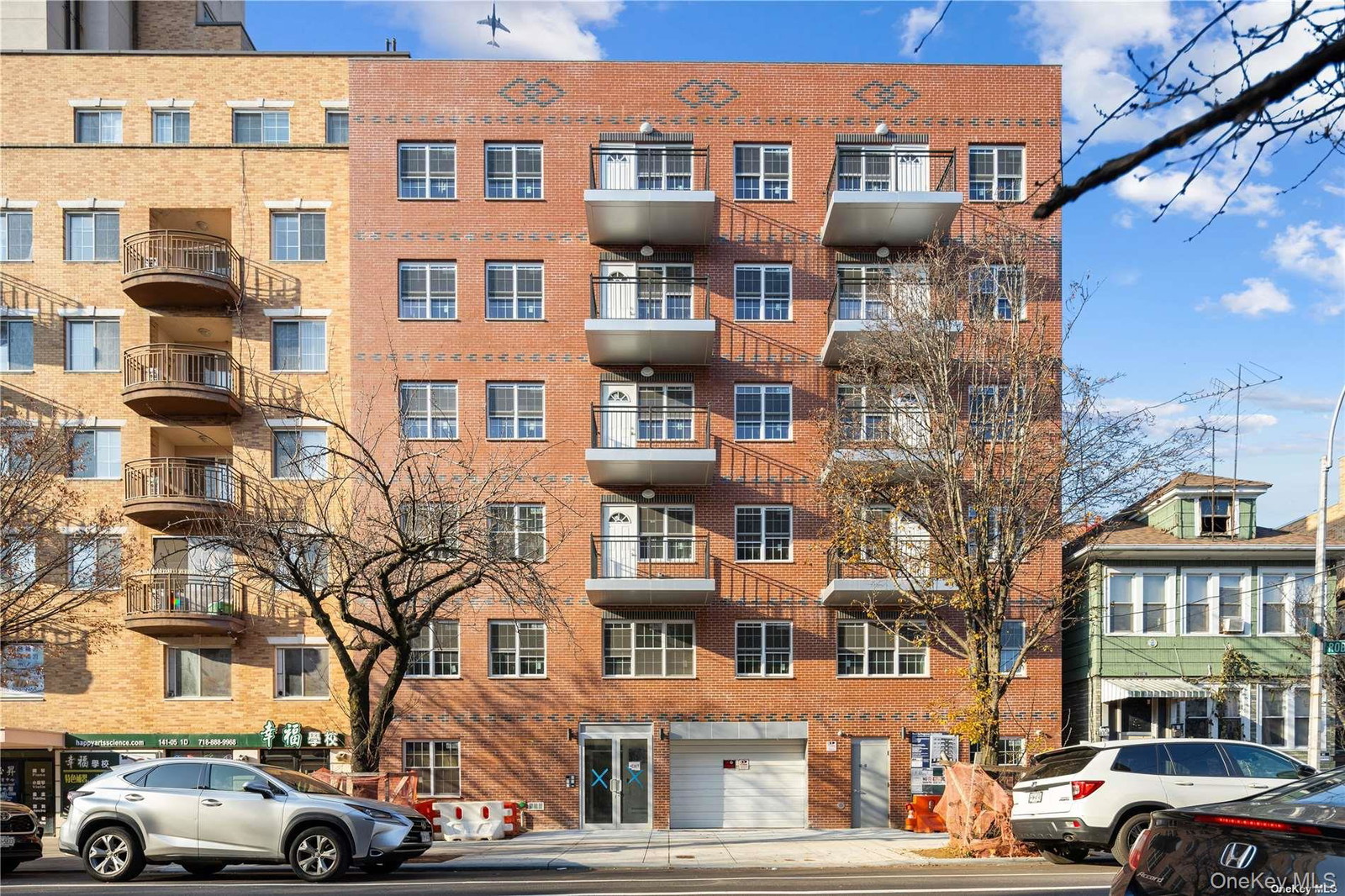 14115 Cherry Ave Unit 5C