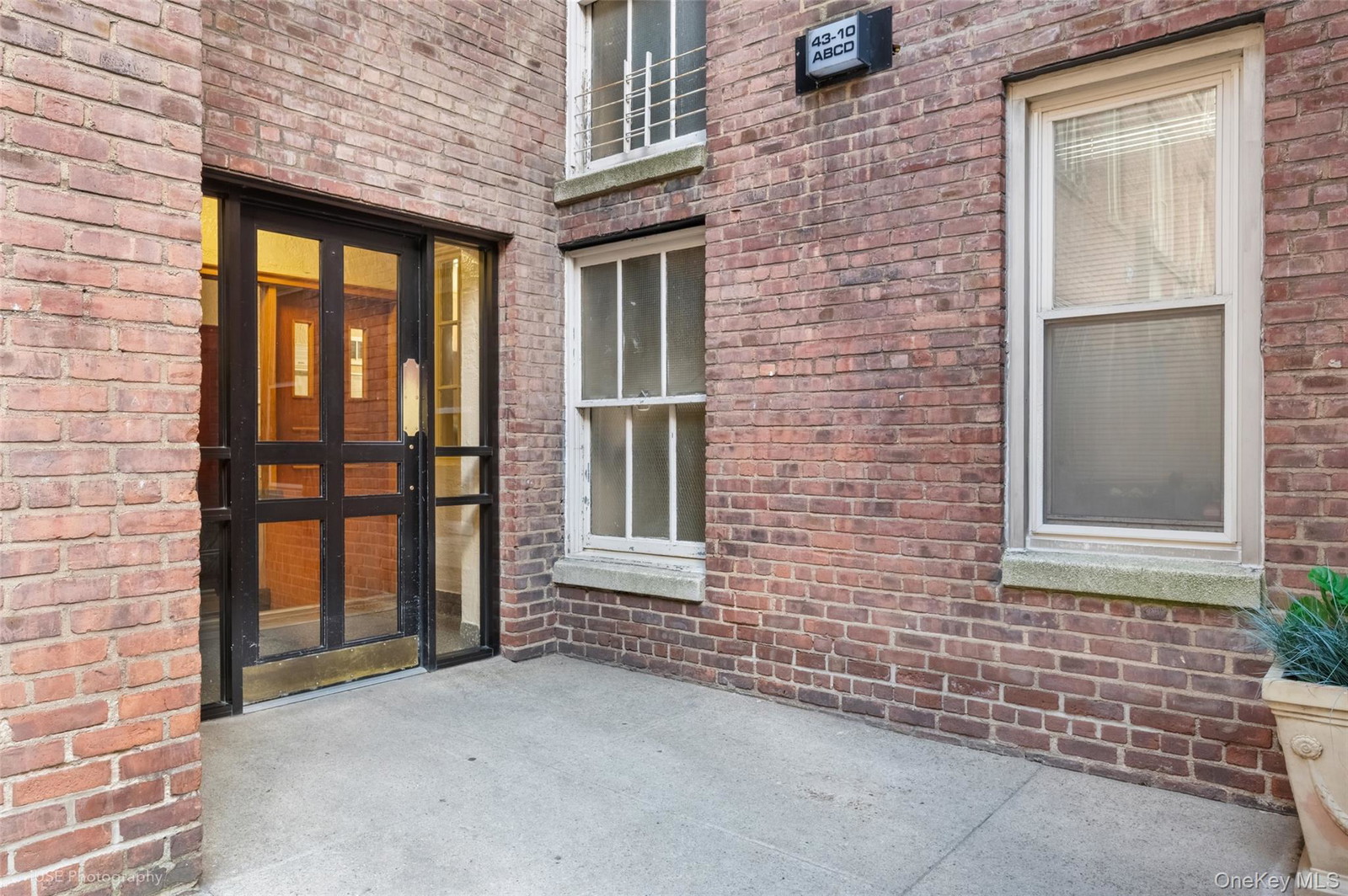 4310 48th Ave Unit 1C