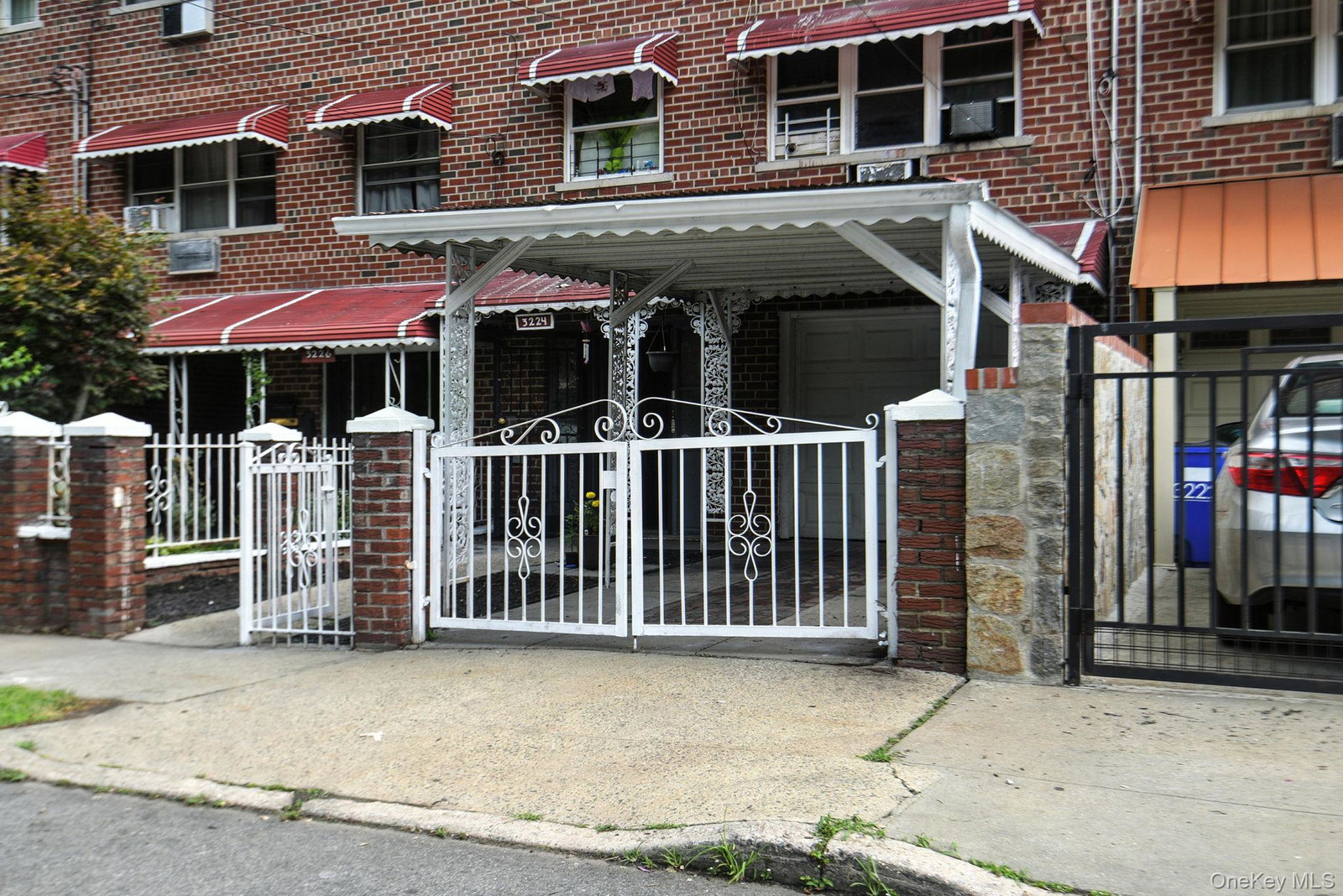 3224 Gunther Ave