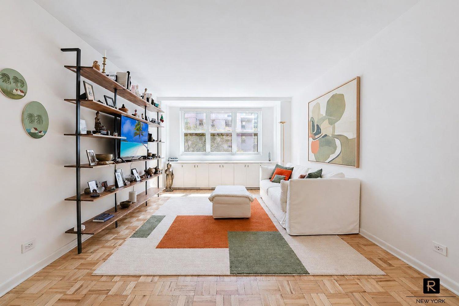 63 East 9th Street Unit 4-O
