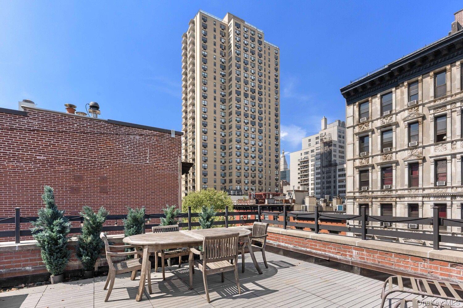 1 Rutherford Place Unit 5R