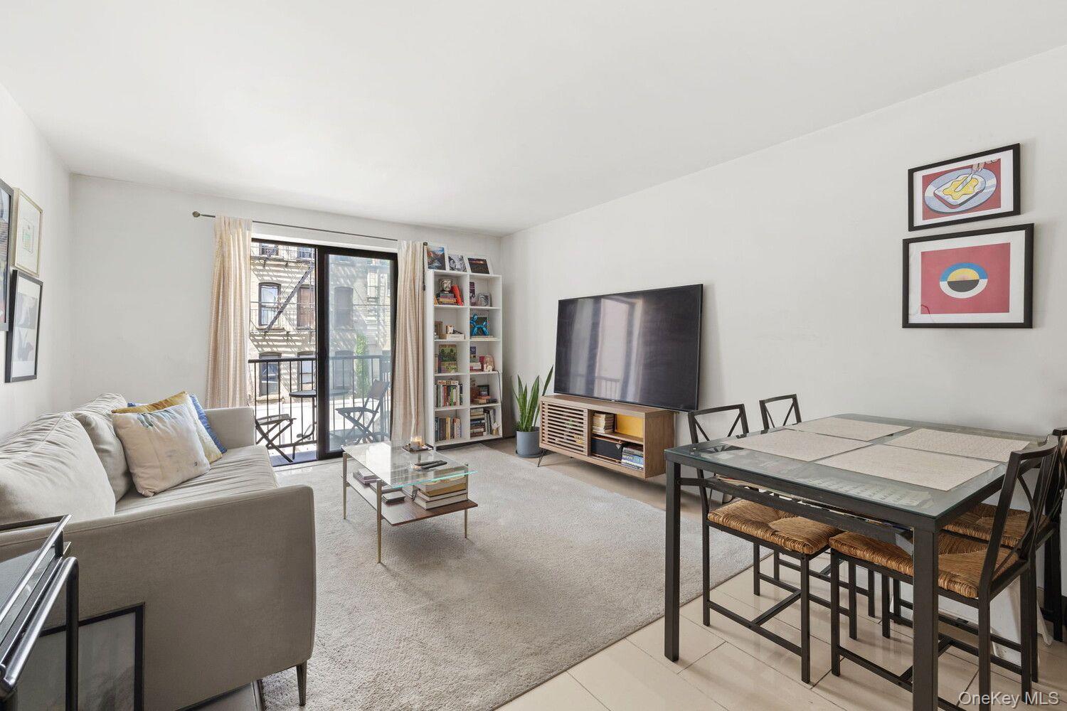 201-205 Huron St Unit 2B