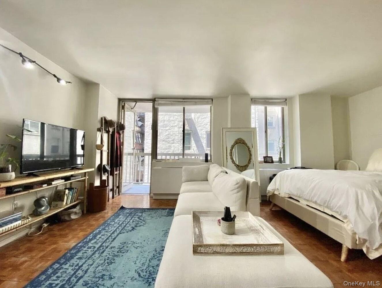 50 Lexington Avenue Unit 3B
