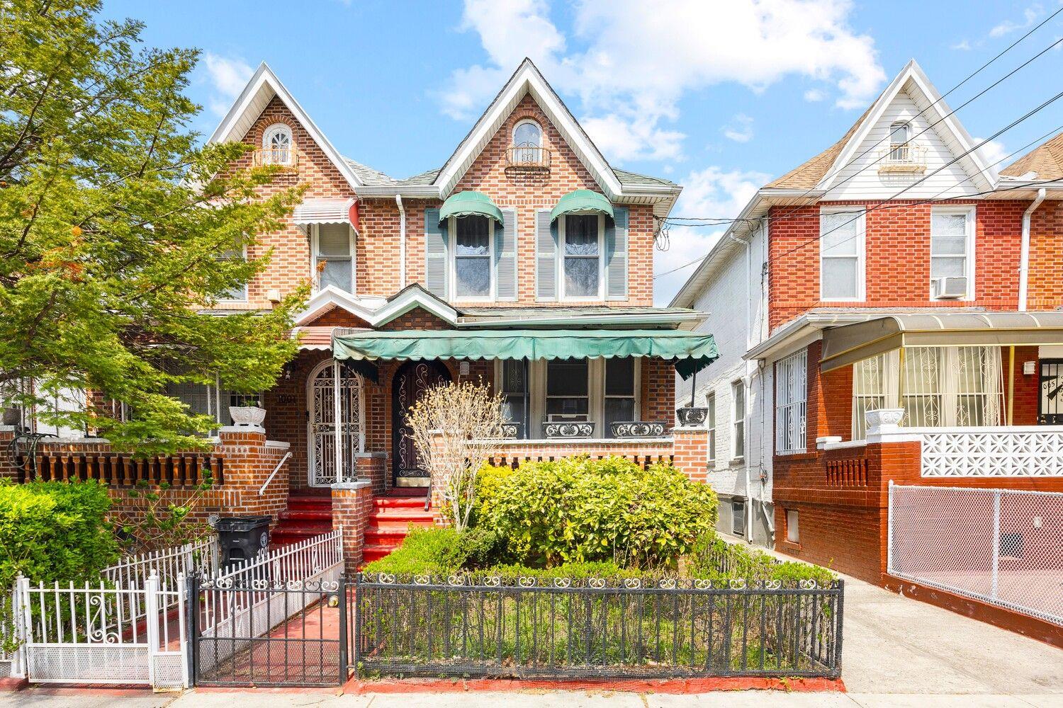 1003 Lenox Rd