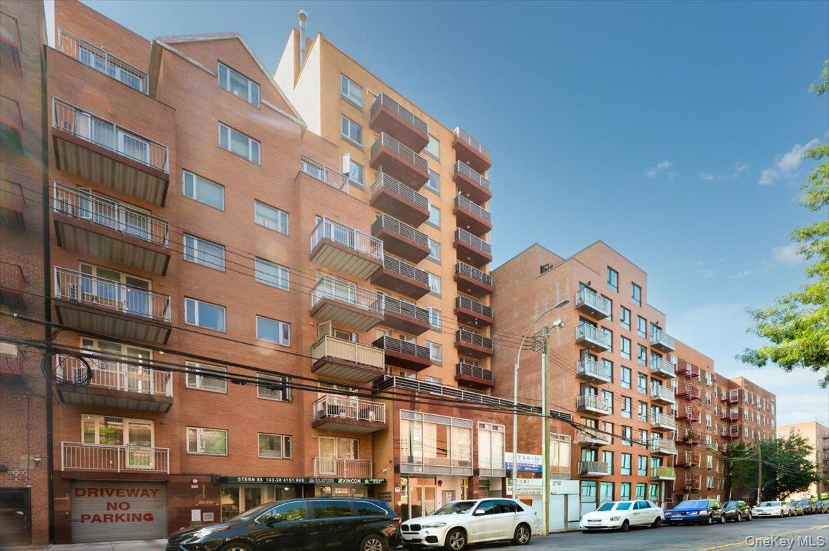 14326 41st Ave Unit 9A