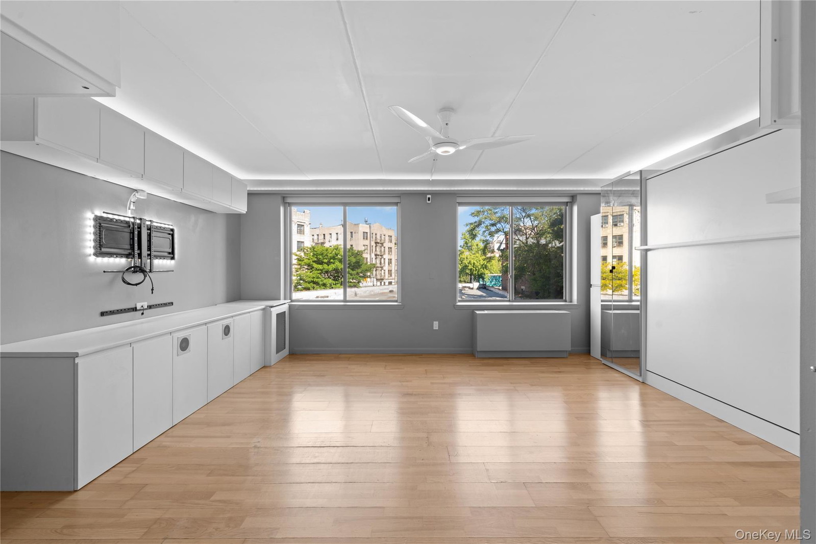 715 Fox St Unit 4H