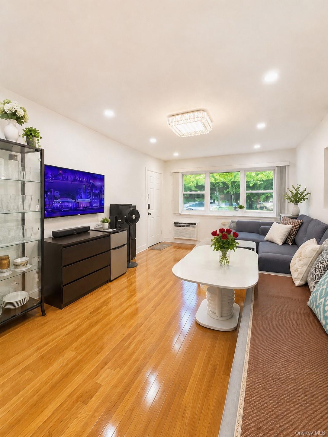 7012 Kissena Blvd Unit 102A