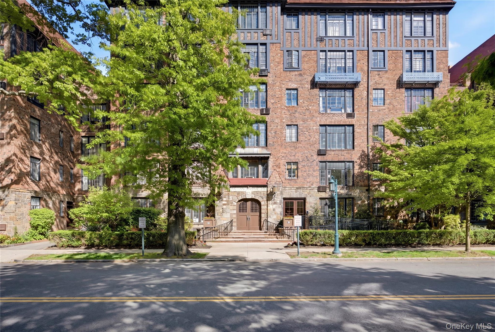 20 Continental Ave Unit 1K