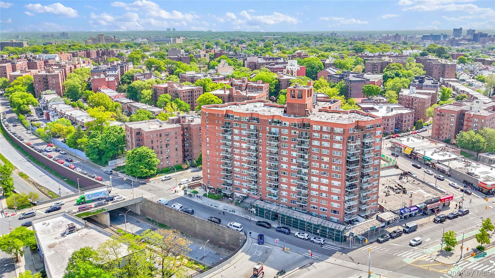 8515 Main St Unit 5F