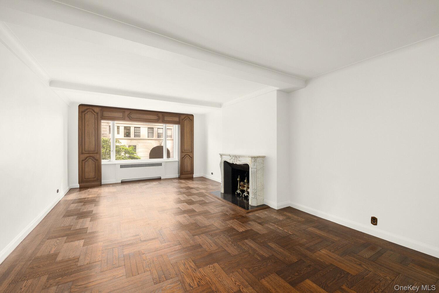 2 Sutton Place S Unit 2D